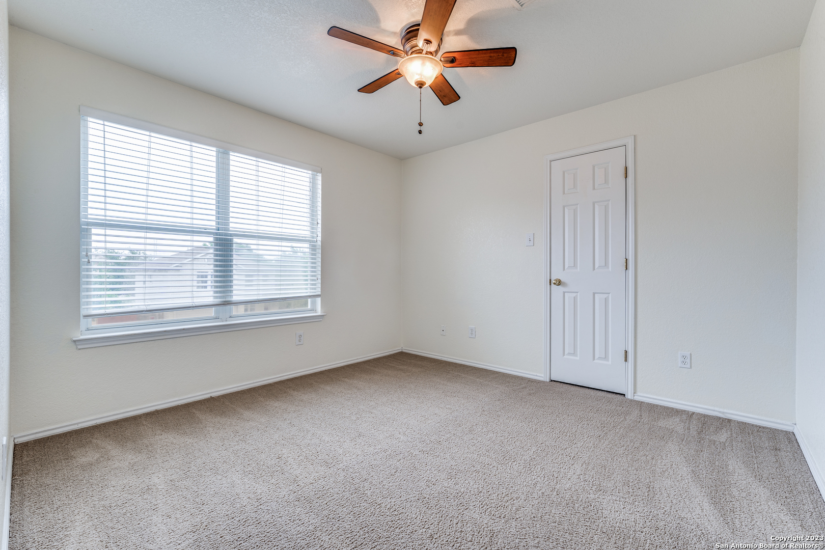 10810 Larson Cavern San Antonio TX 78254