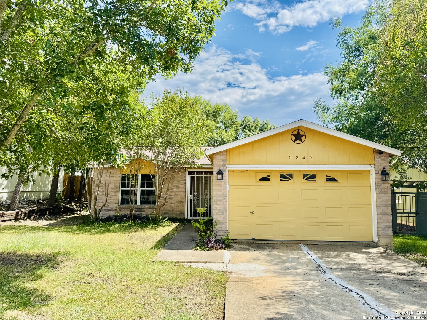 5846 Sun Farm San Antonio TX 78244