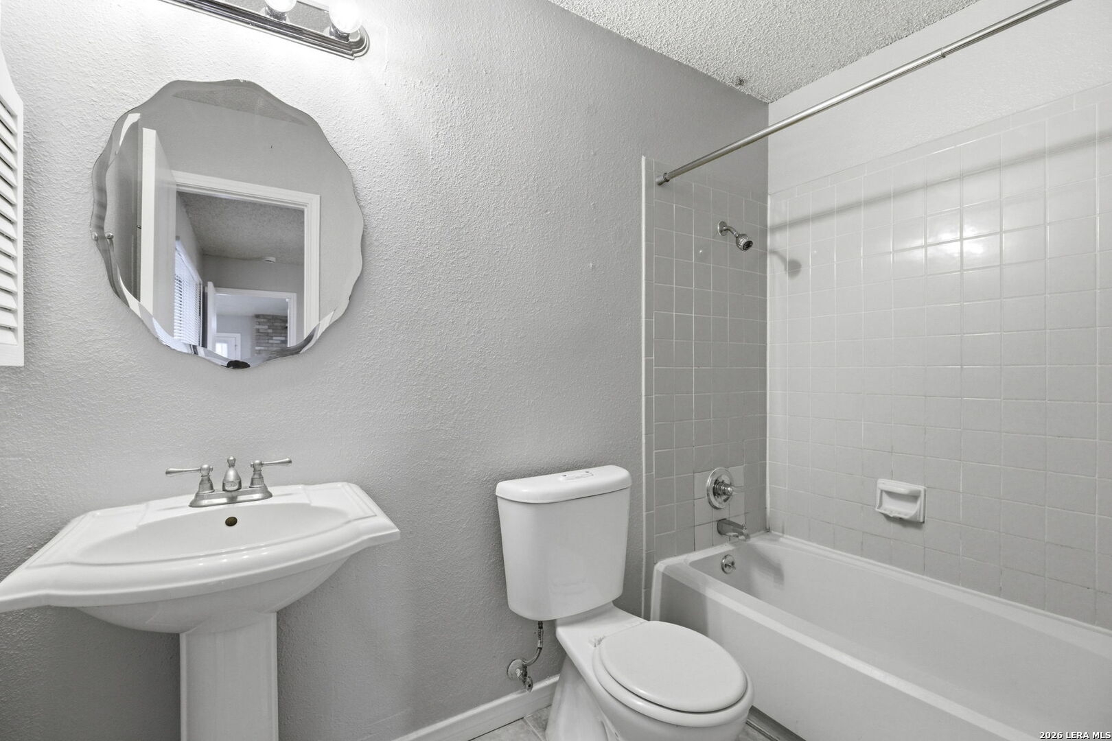 9439 Charter Point San Antonio TX 78250