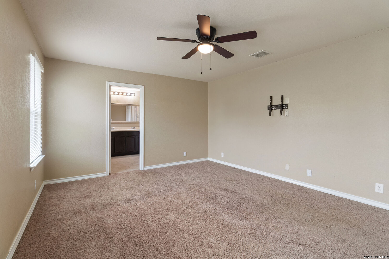 15537 Gray Catbird San Antonio TX 78253