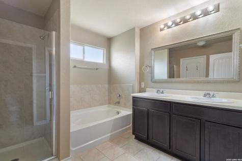 15537 Gray Catbird San Antonio TX 78253