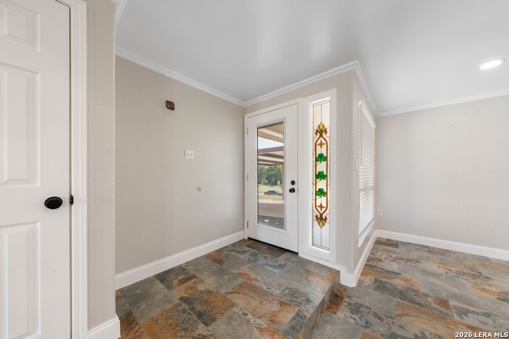 640 Crest Lane New Braunfels TX 78130