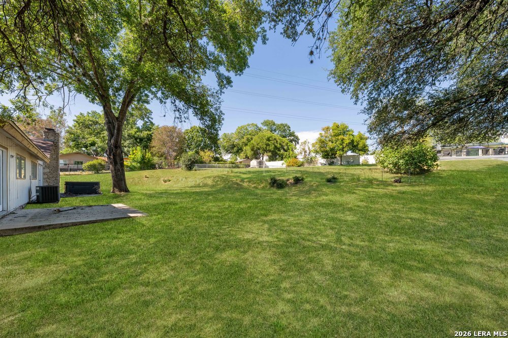640 Crest Lane New Braunfels TX 78130
