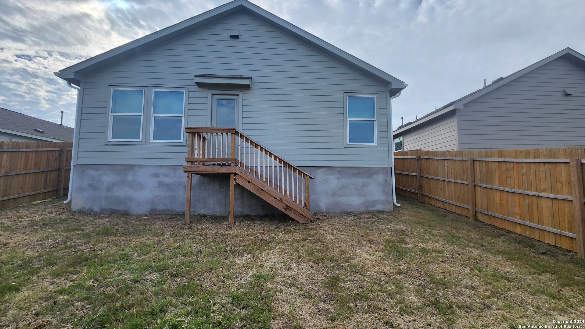 2815 Charpak Drive Converse TX 78109