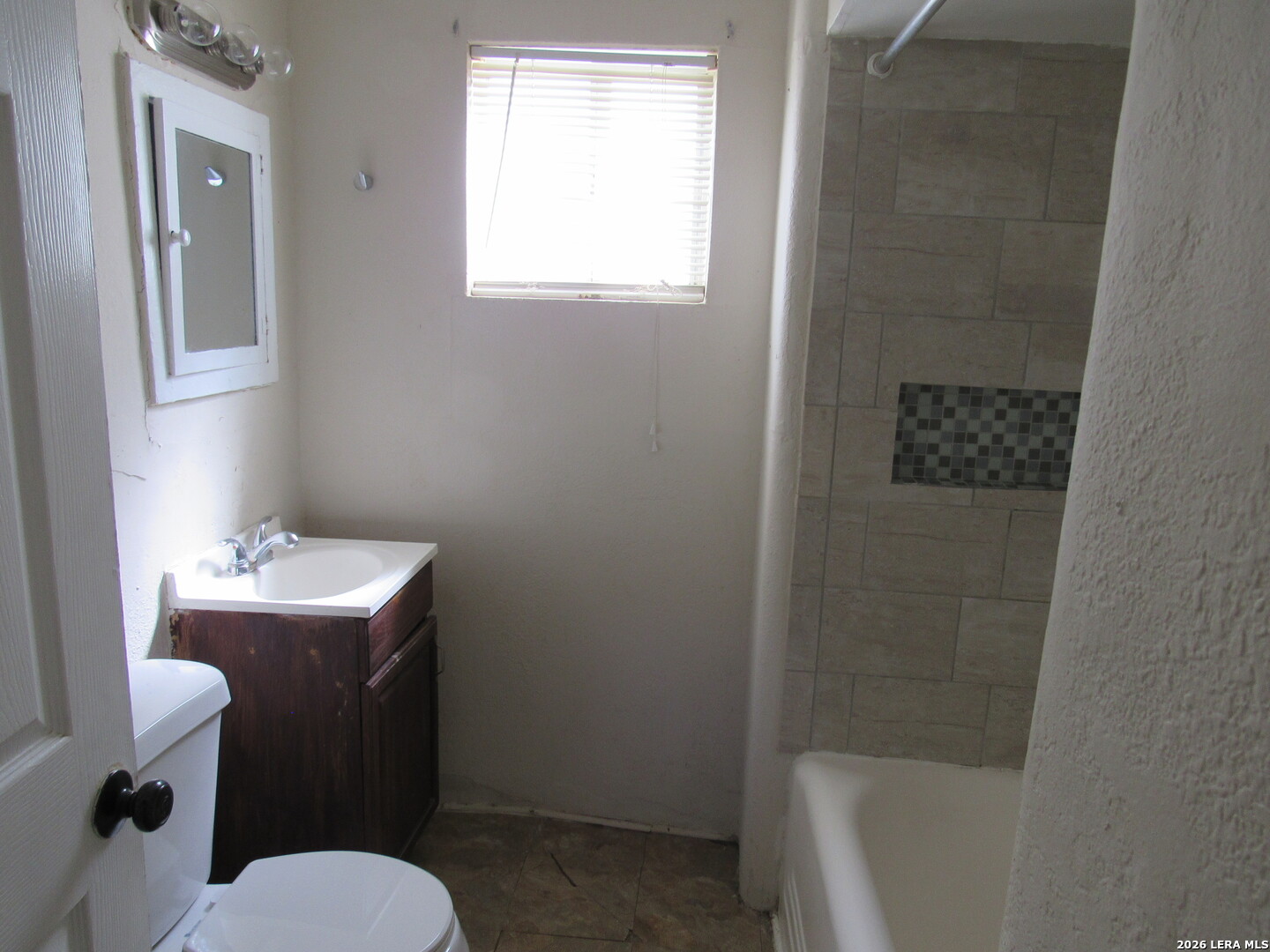 1509 W Woodlawn San Antonio TX 78201