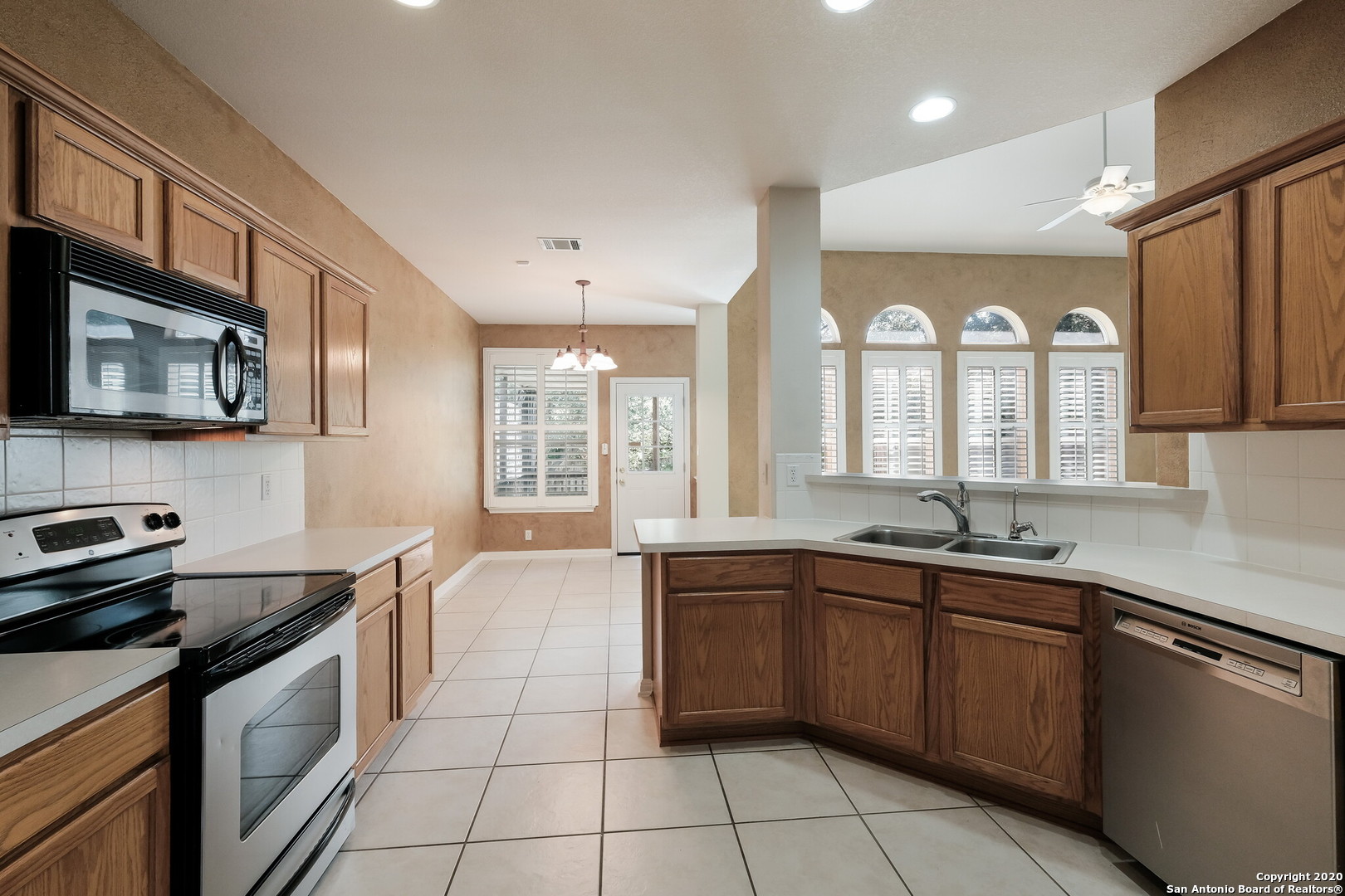 1310 Mesa Draw San Antonio TX 78258