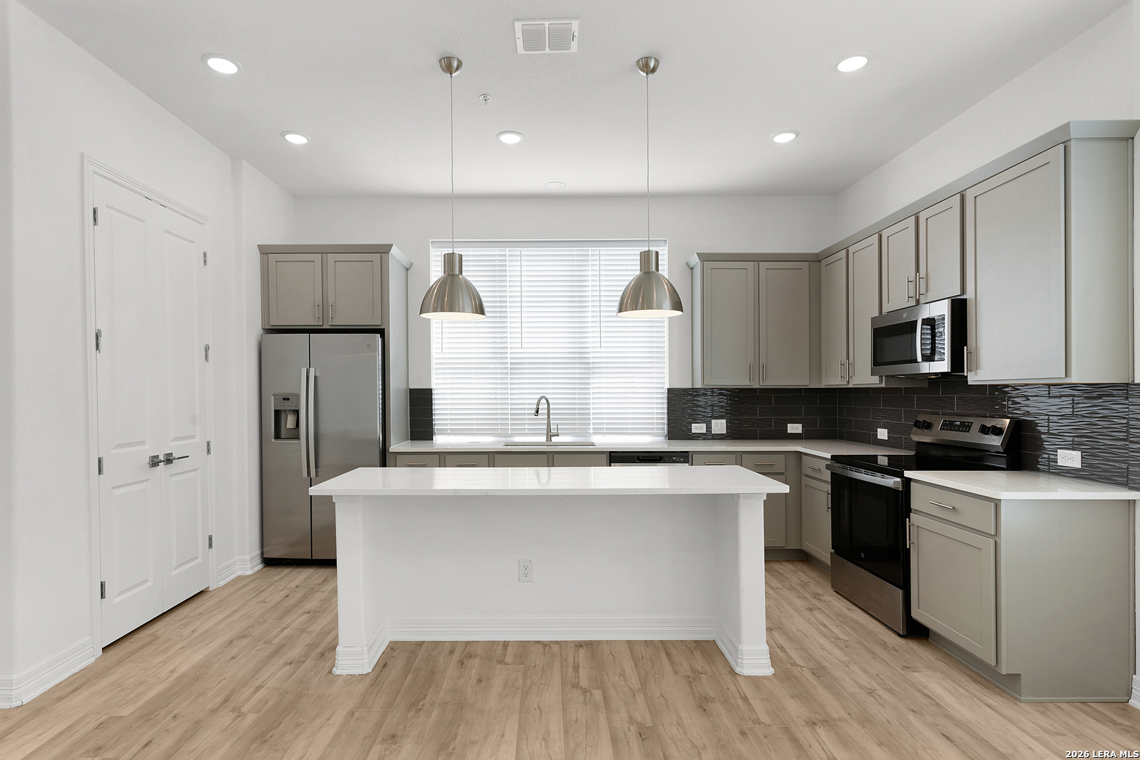 3523 N. Loop 1604 East San Antonio TX 78247