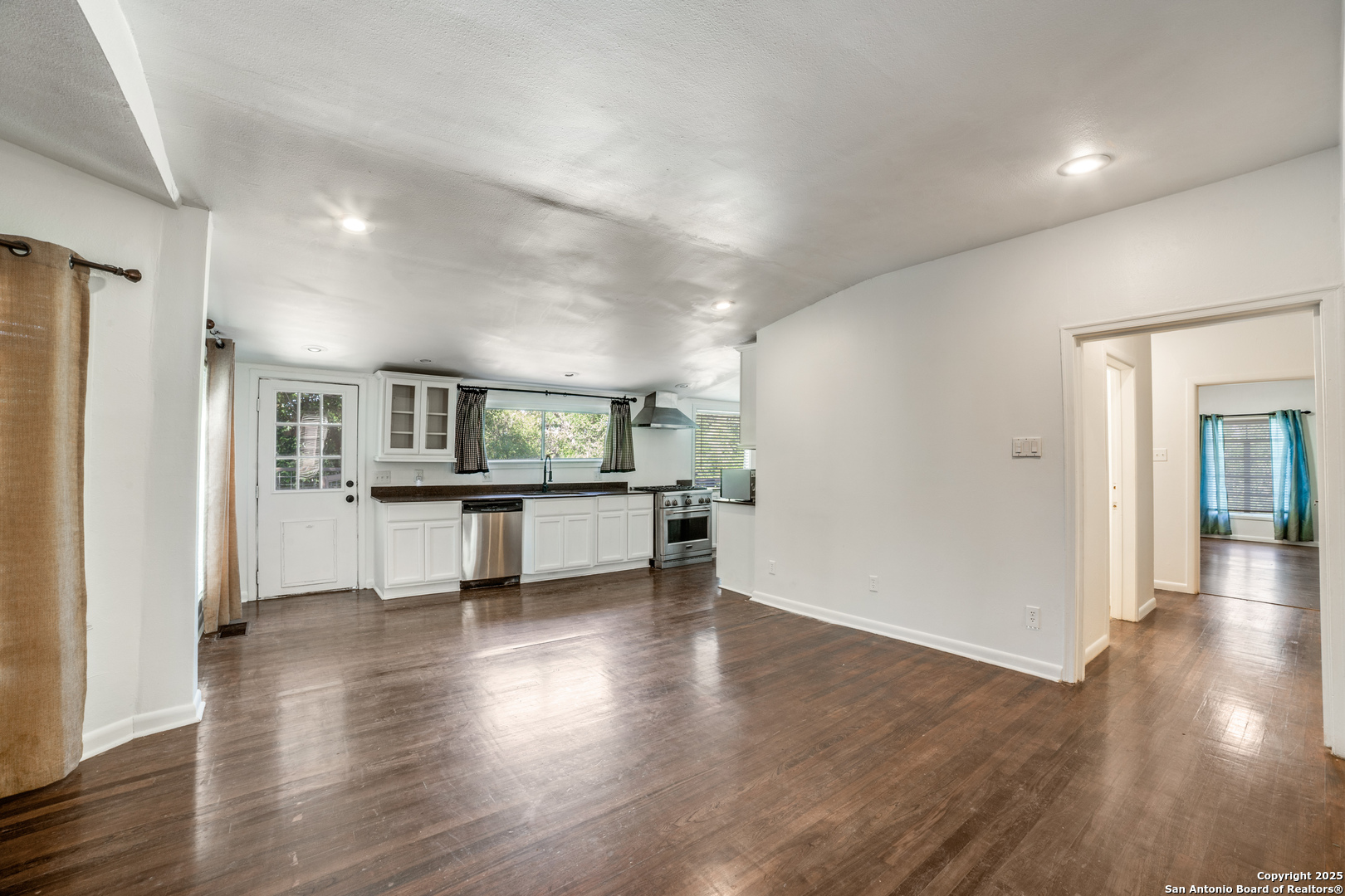 303 Harrison Alamo Heights TX 78209