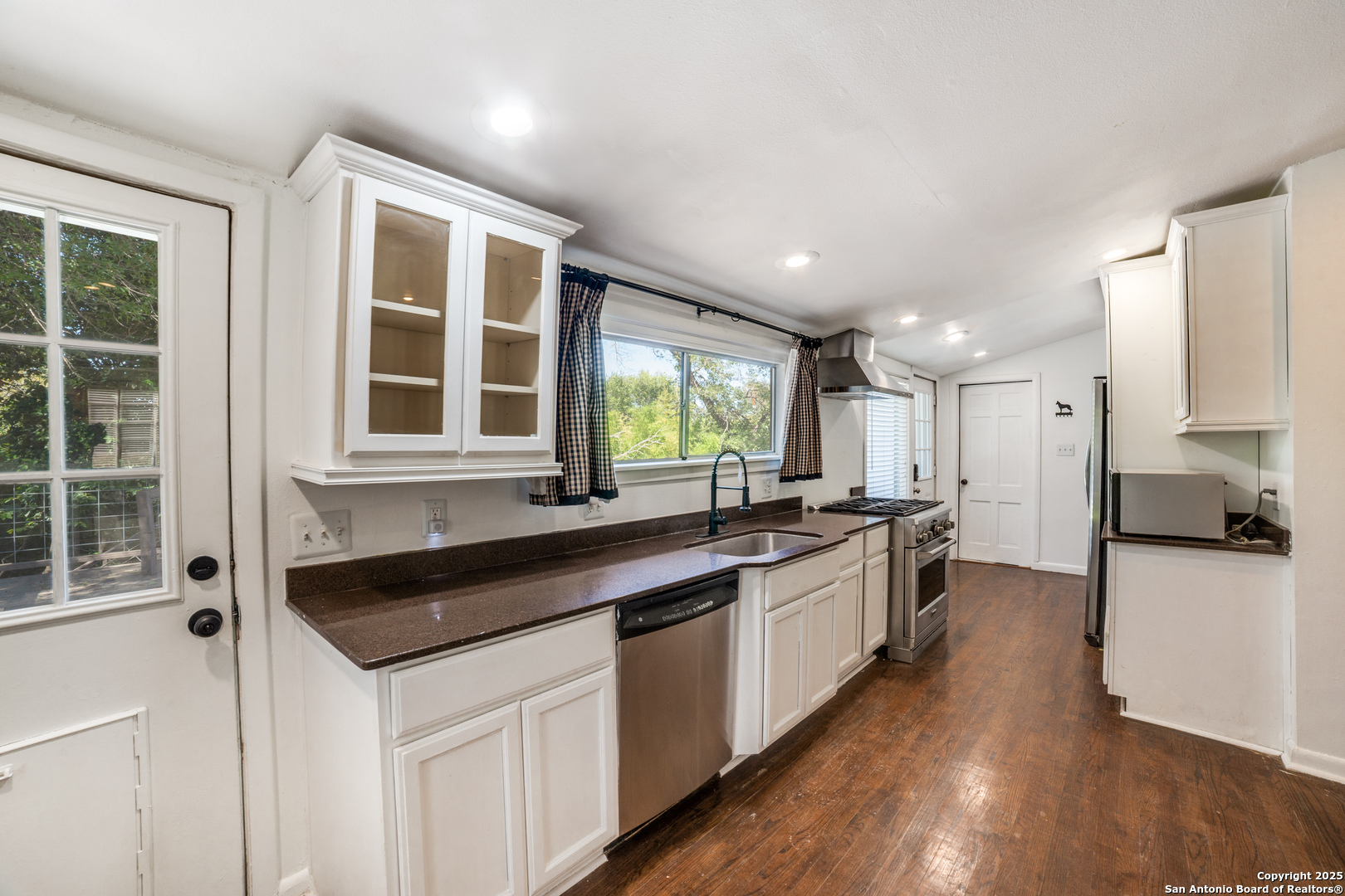 303 Harrison Alamo Heights TX 78209