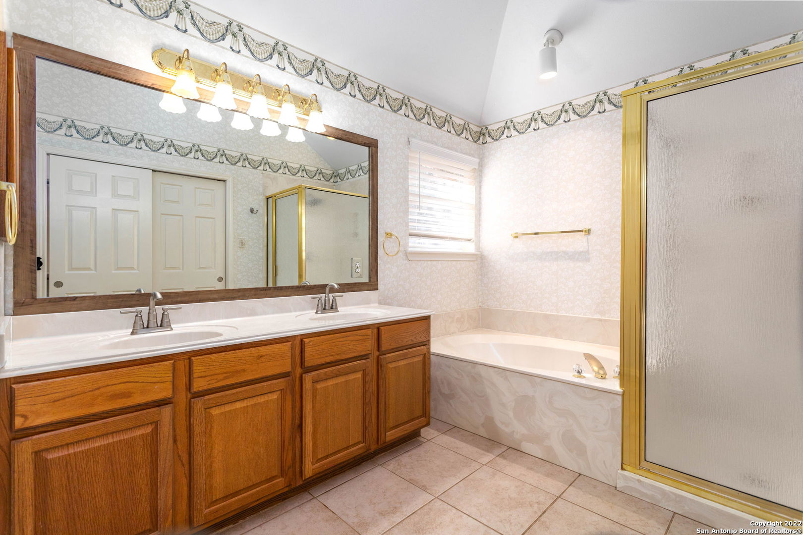 5 Nikita Drive San Antonio TX 78248