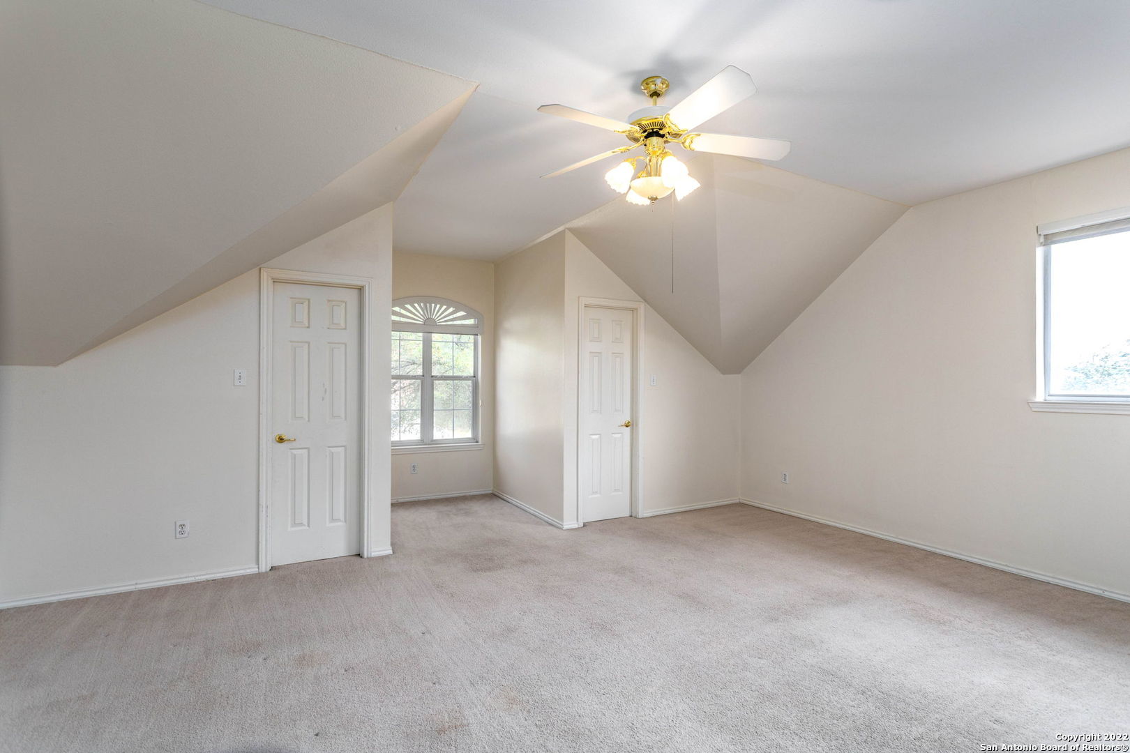 5 Nikita Drive San Antonio TX 78248