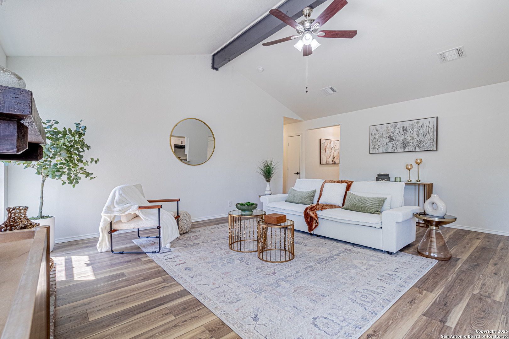 1142 Churing San Antonio TX 78245