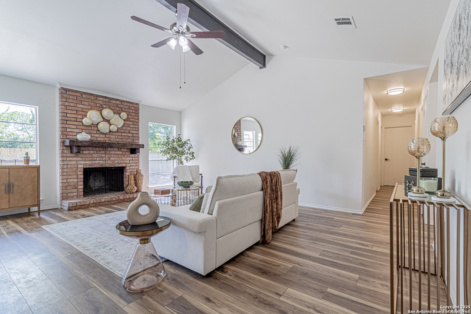 1142 Churing San Antonio TX 78245