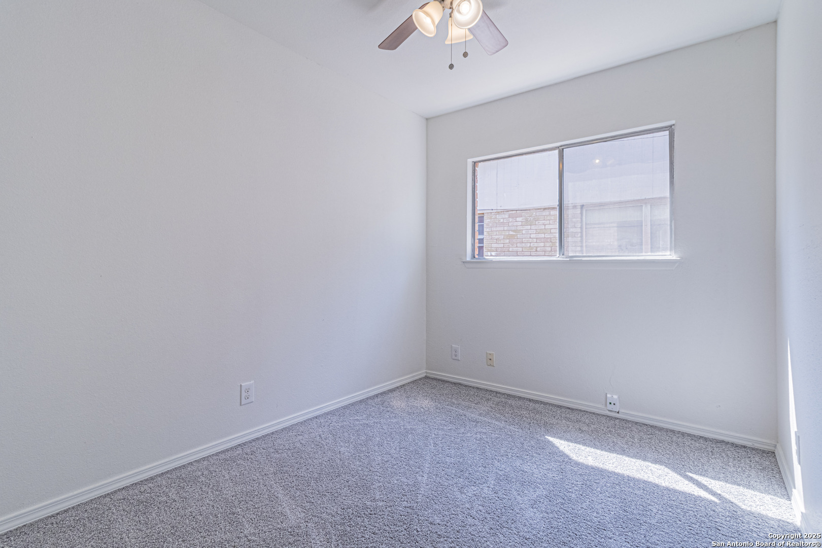 1142 Churing San Antonio TX 78245
