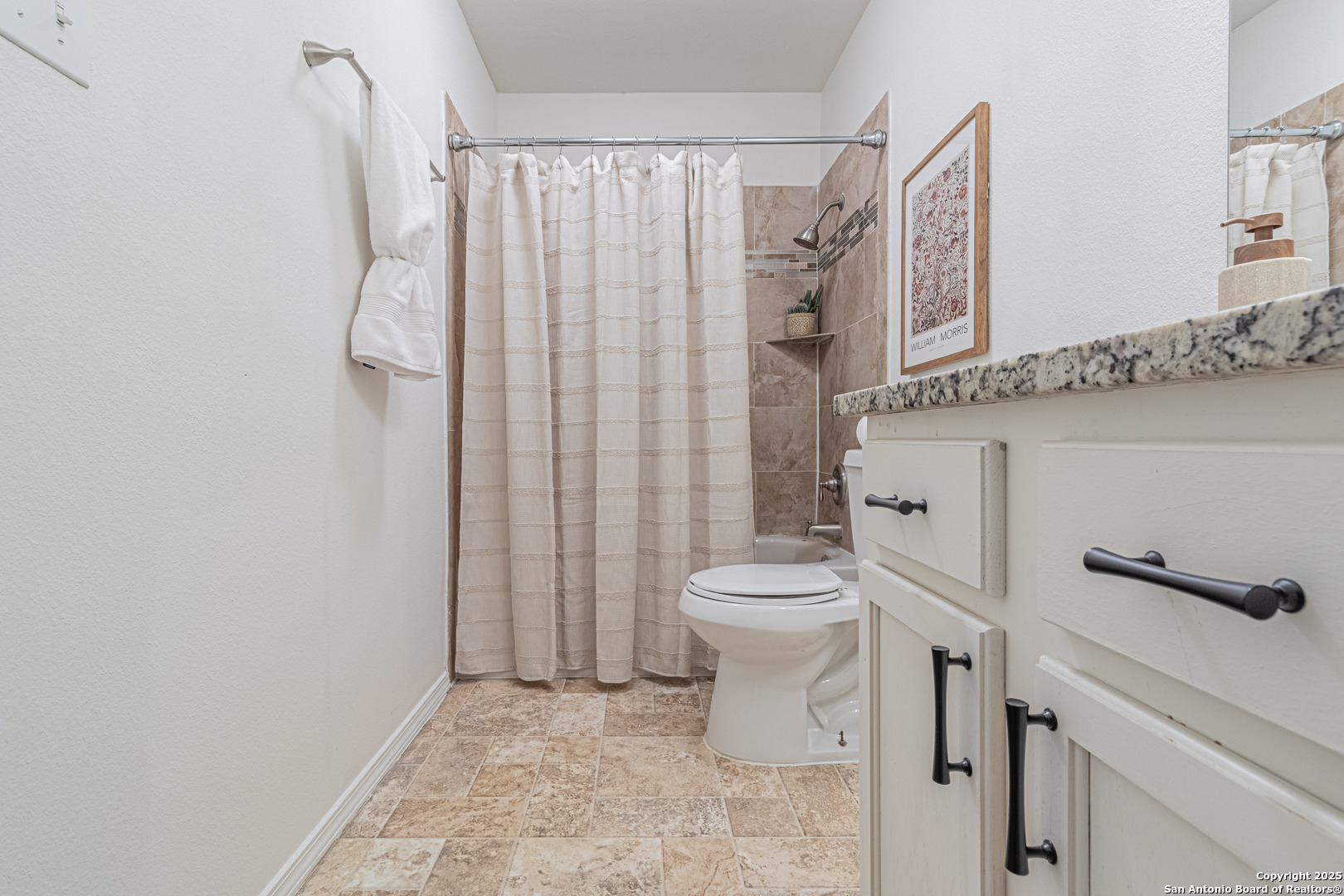 1142 Churing San Antonio TX 78245