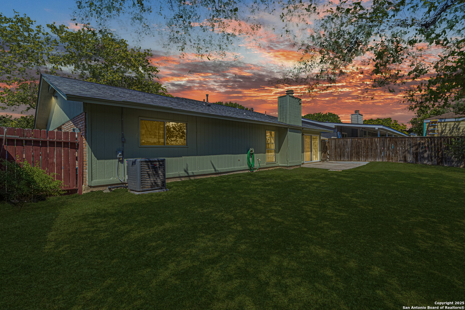 1142 Churing San Antonio TX 78245