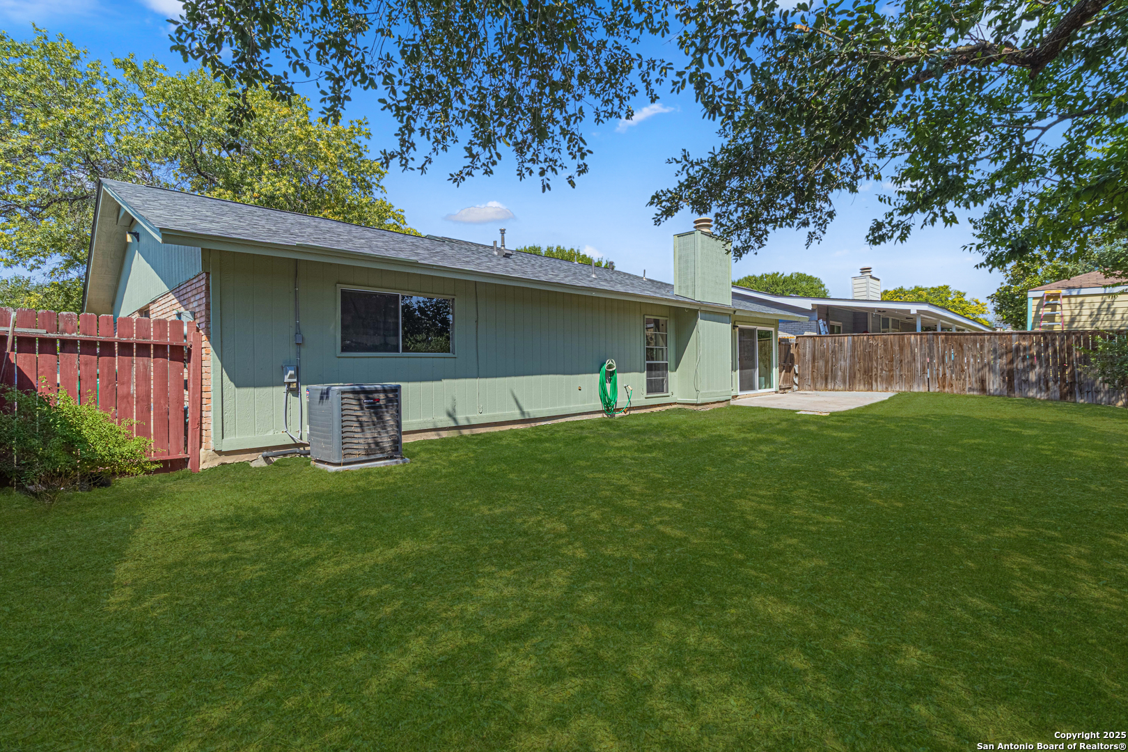 1142 Churing San Antonio TX 78245
