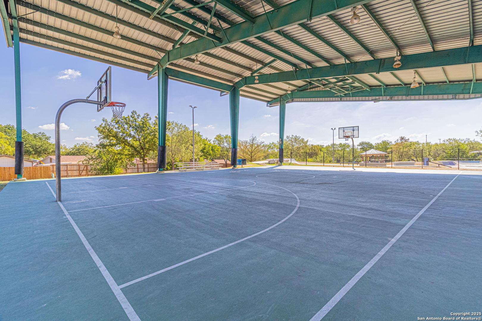 1142 Churing San Antonio TX 78245