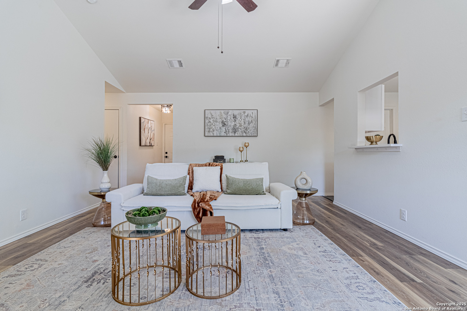 1142 Churing San Antonio TX 78245