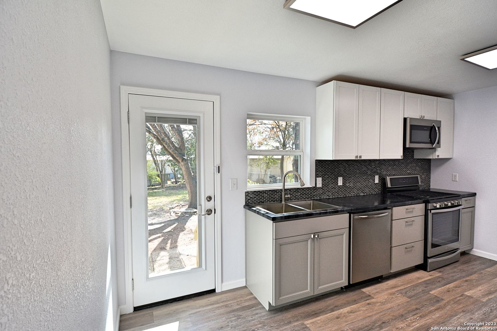 571 W Merriweather Street New Braunfels TX 78130