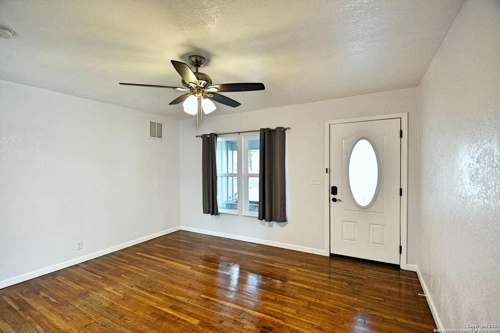 571 W Merriweather Street New Braunfels TX 78130