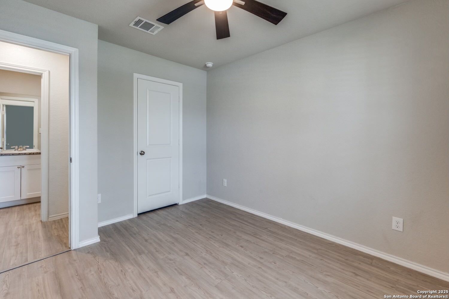 10535 Hammock Hill Converse TX 78109