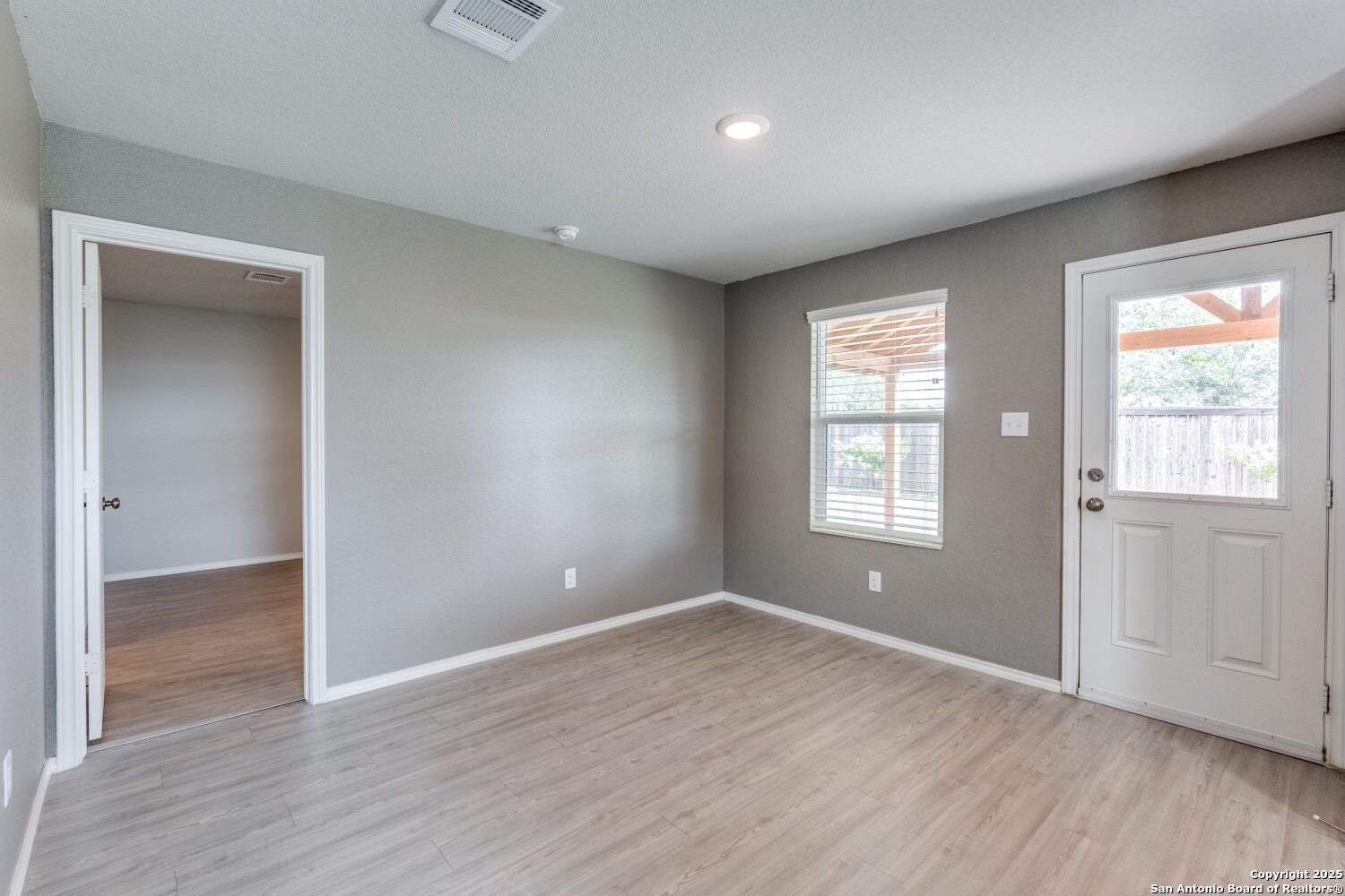10535 Hammock Hill Converse TX 78109