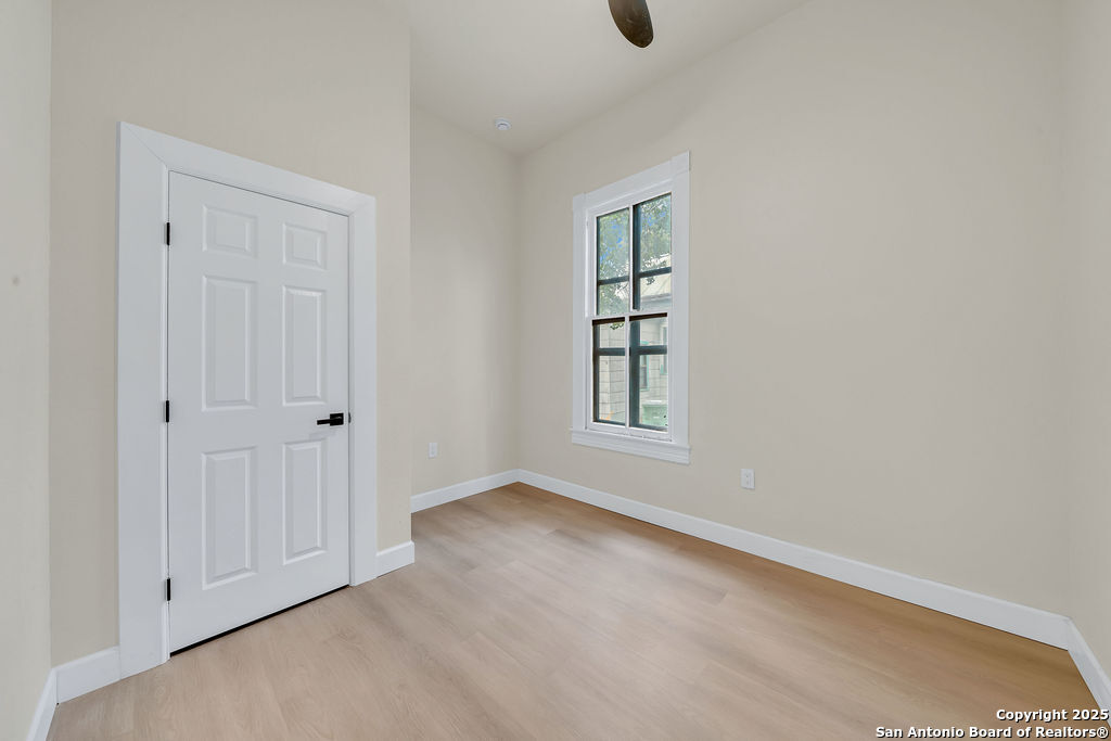 530 E Carson Street San Antonio TX 78208