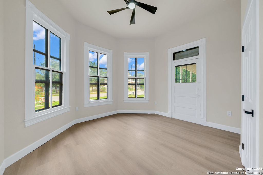 530 E Carson Street San Antonio TX 78208