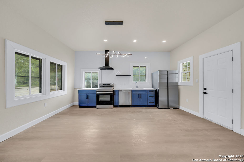 530 E Carson Street San Antonio TX 78208