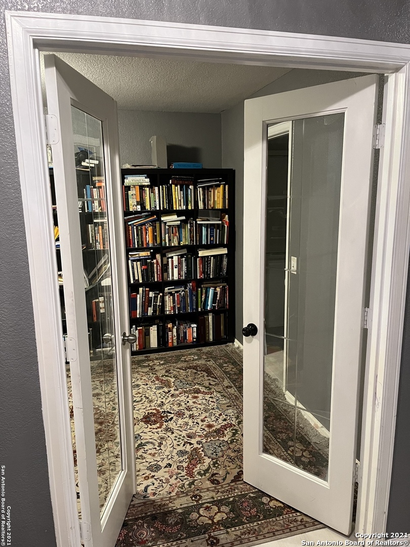 15710 Robin View San Antonio TX 78255
