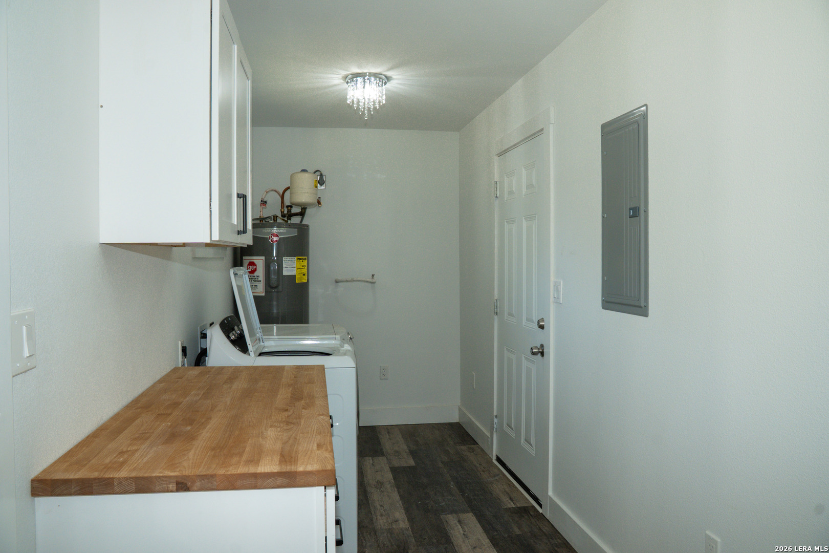 308 Cedalia Avenue Jourdanton TX 78026