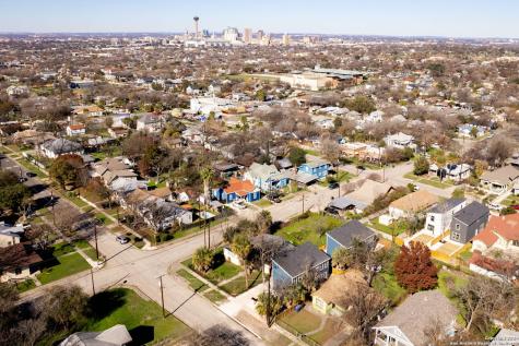 1005 Essex San Antonio TX 78210