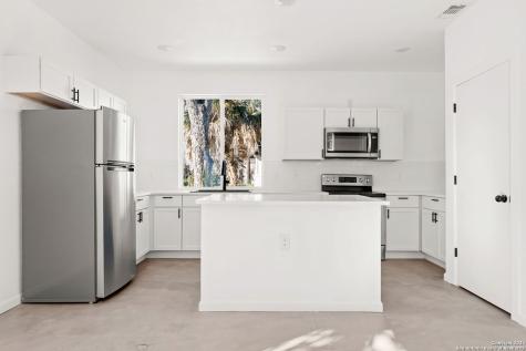 1005 Essex San Antonio TX 78210