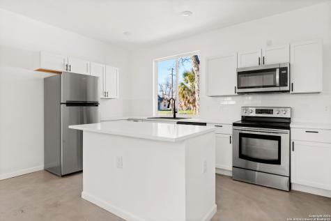 1005 Essex San Antonio TX 78210
