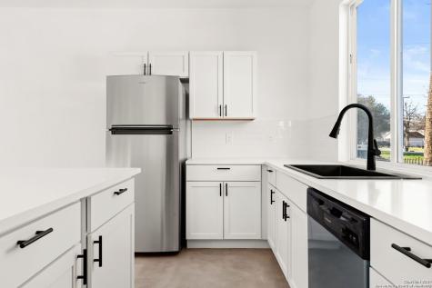 1005 Essex San Antonio TX 78210