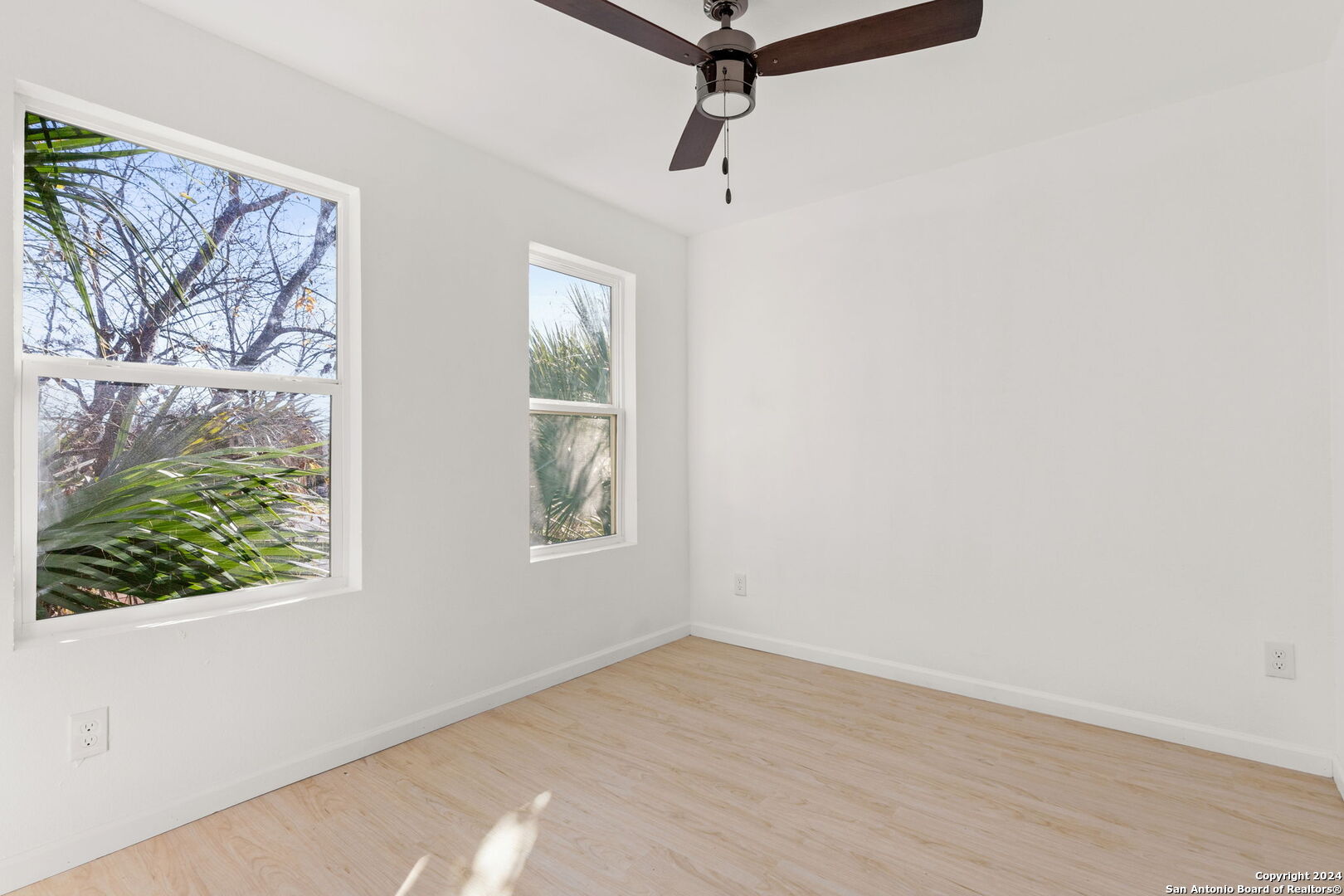 1005 Essex San Antonio TX 78210