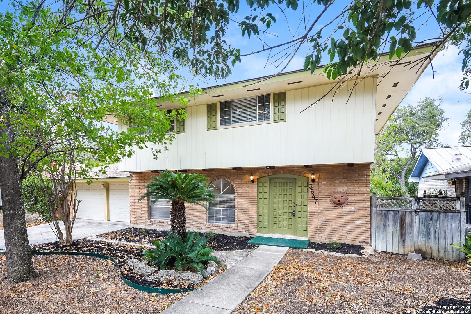 3647 Pinebluff Drive San Antonio TX 78230
