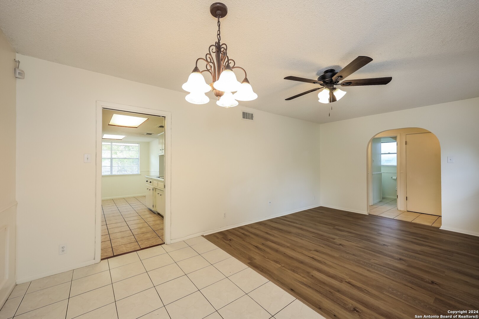 3647 Pinebluff Drive San Antonio TX 78230