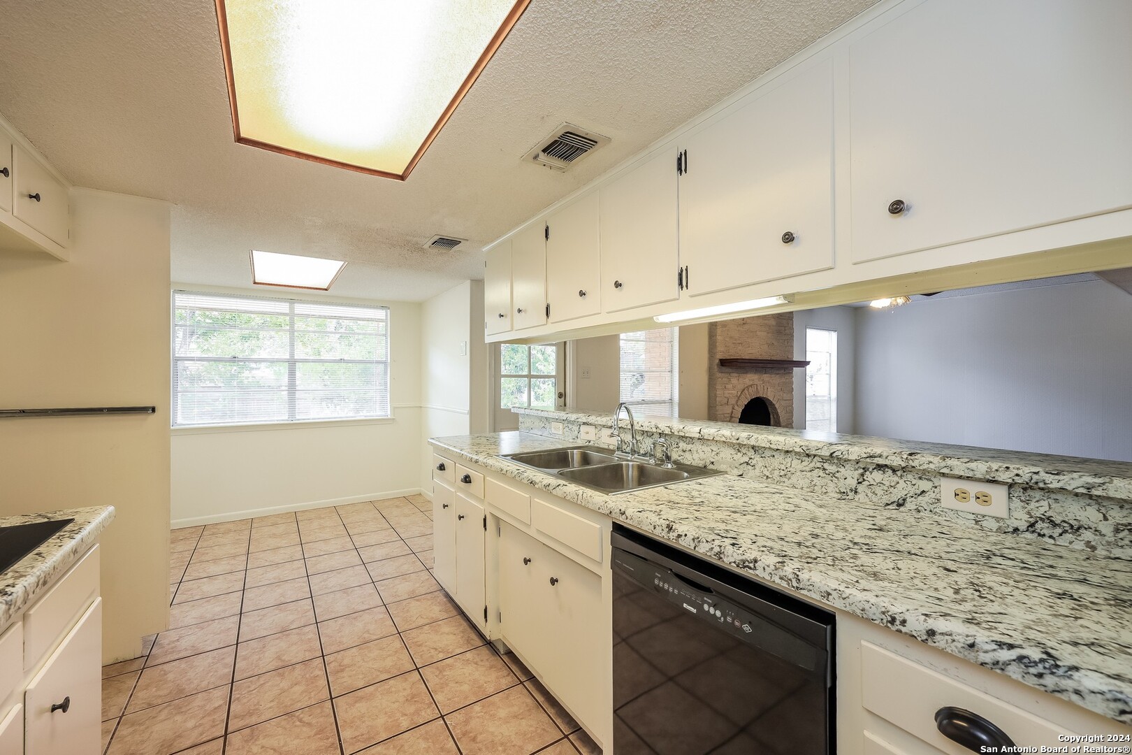 3647 Pinebluff Drive San Antonio TX 78230