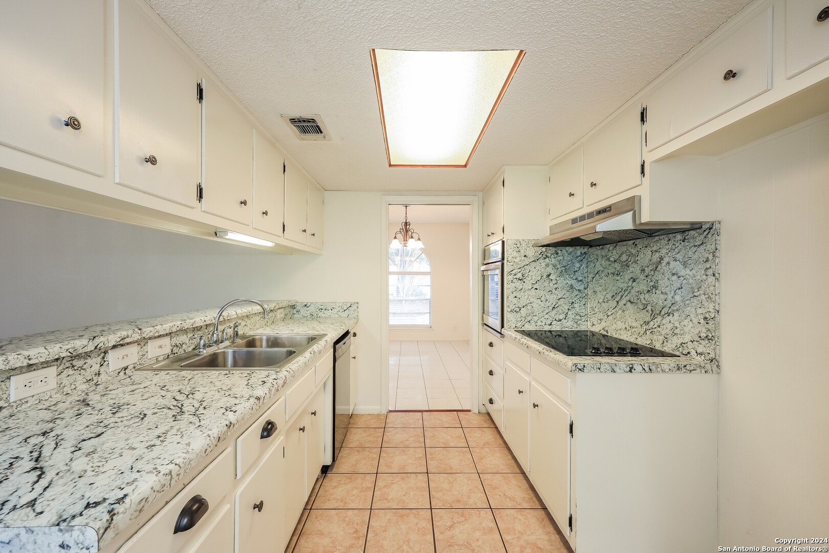 3647 Pinebluff Drive San Antonio TX 78230