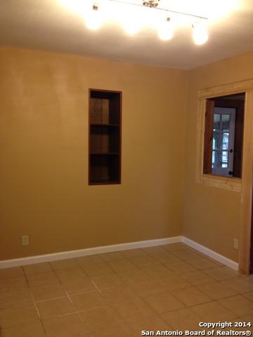 213 Royal Drive Converse TX 78109