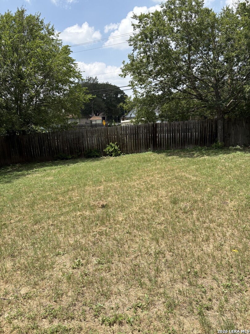 10831 Laurel Creek Converse TX 78109