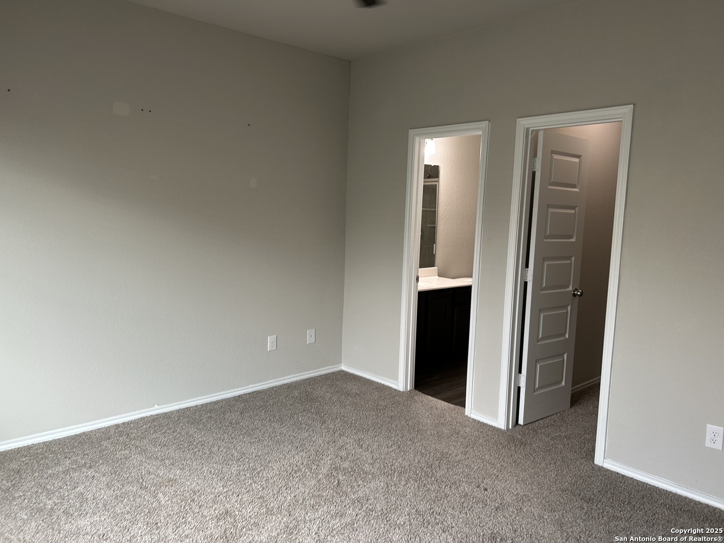 2435 Dry Moss Way San Antonio TX 78224