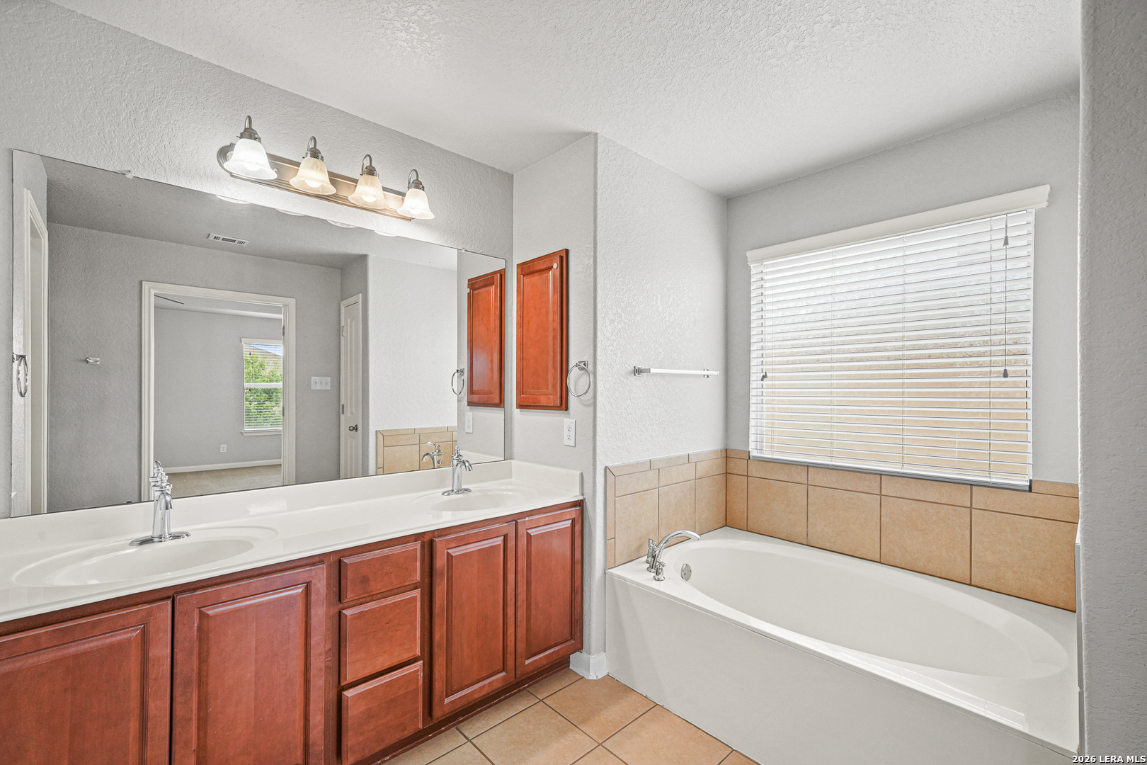 1803 Viljandi Moon San Antonio TX 78251