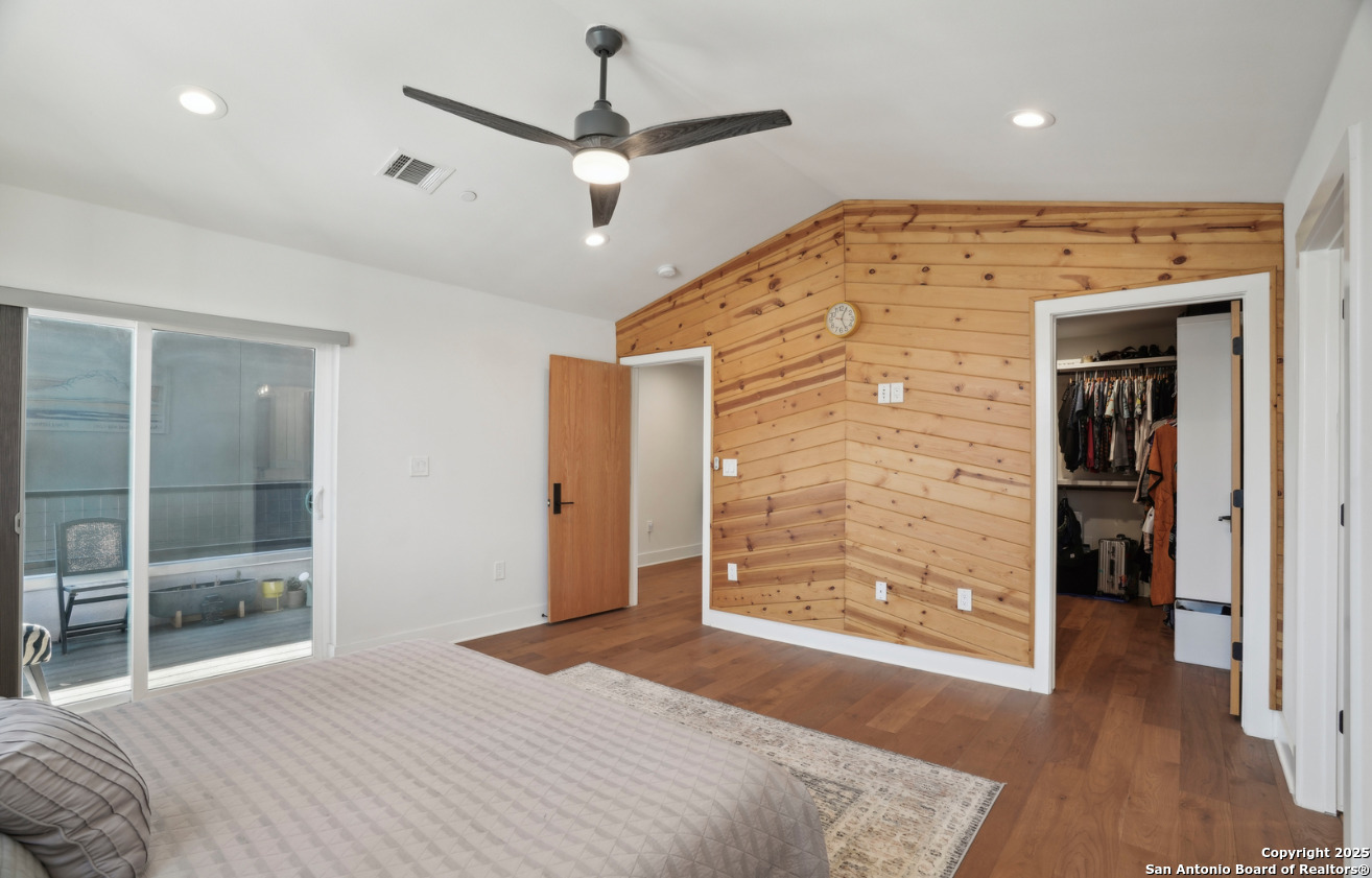 310 Clay San Antonio TX 78204