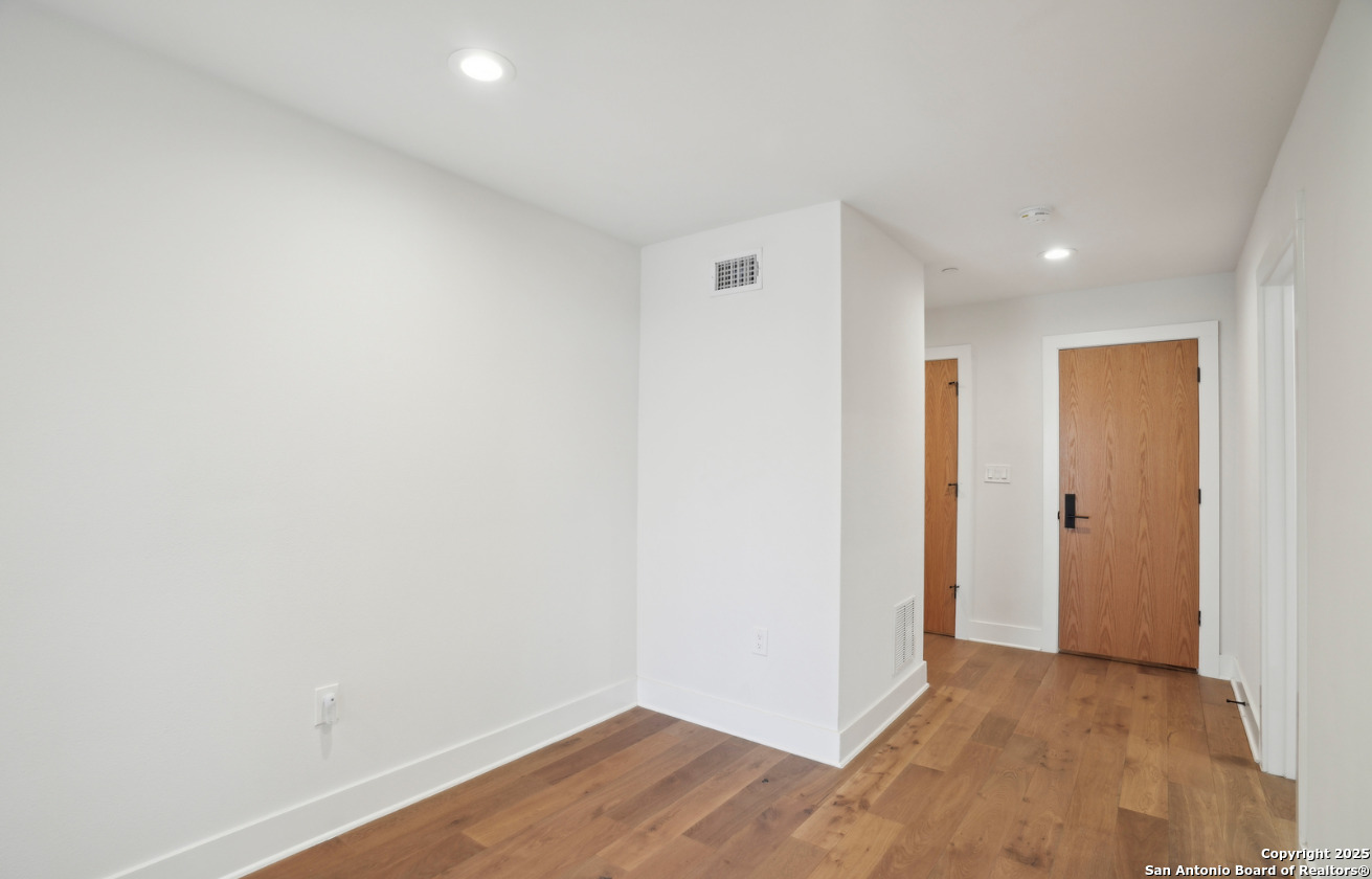 310 Clay San Antonio TX 78204