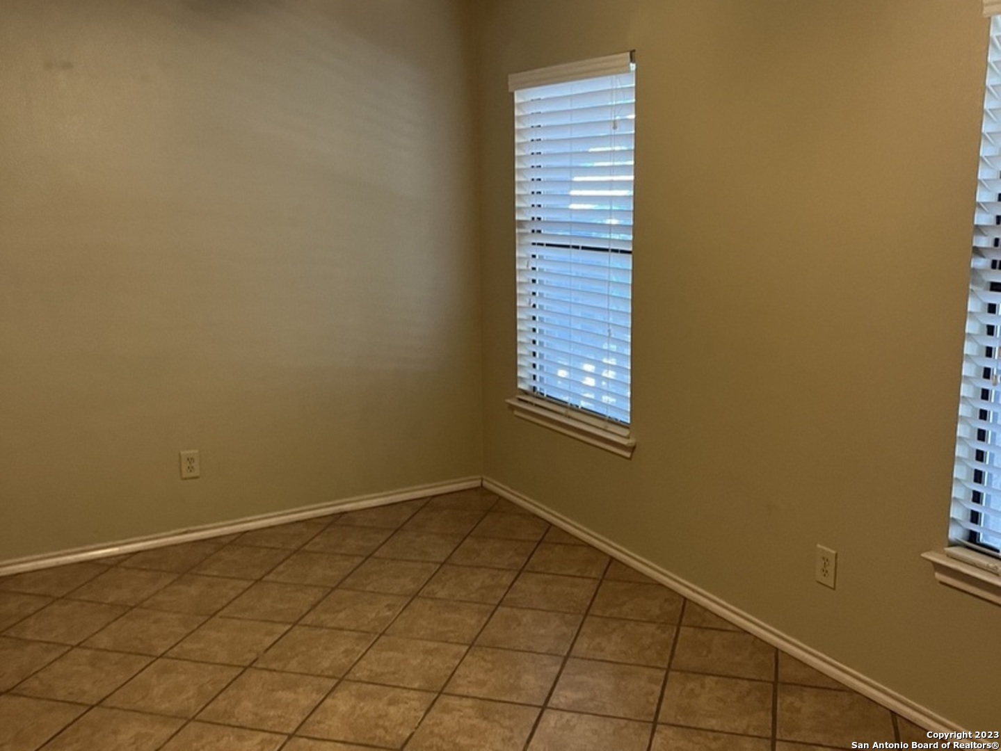 4811 Galewood San Antonio TX 78247
