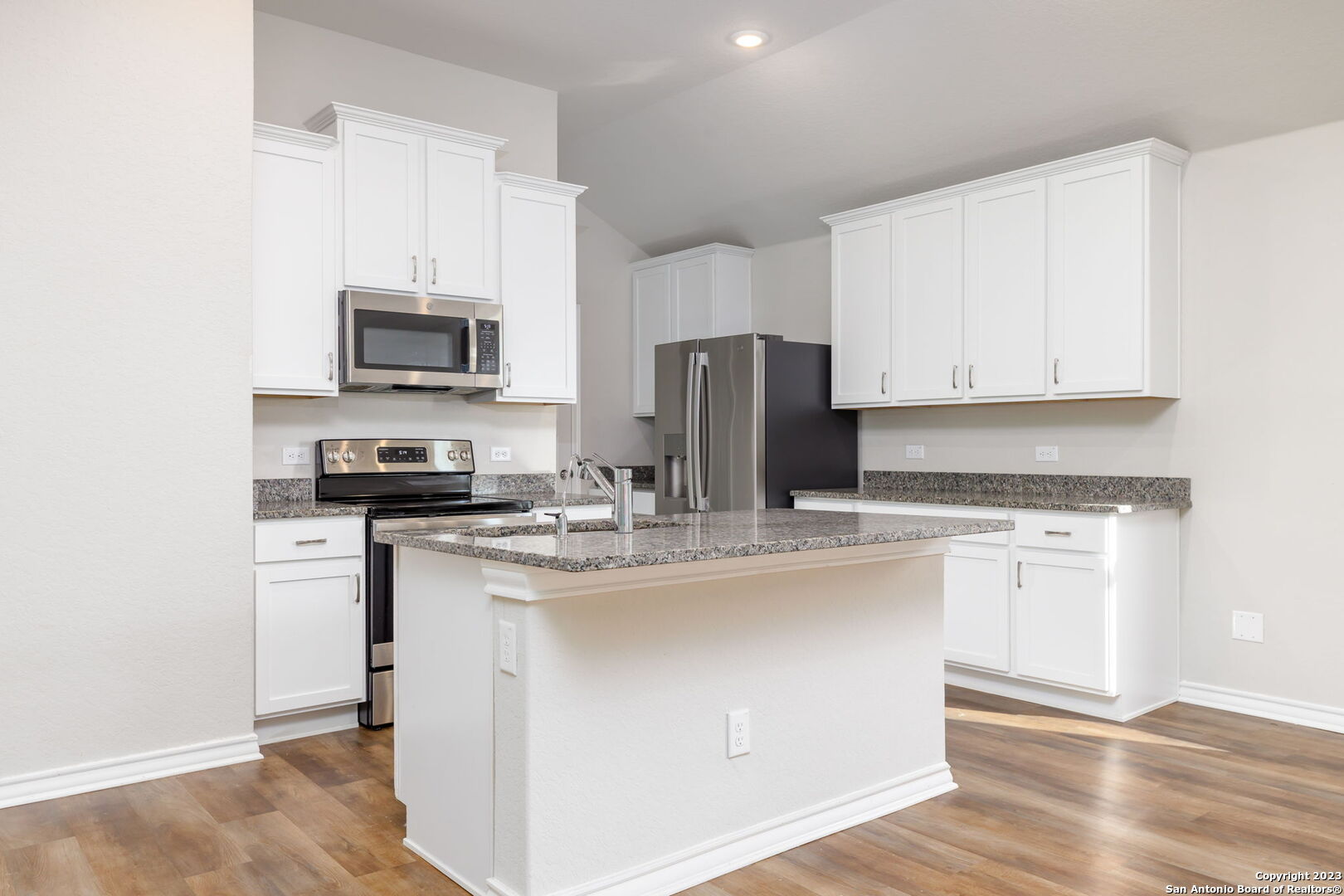 8011 Champion Creek San Antonio TX 78252