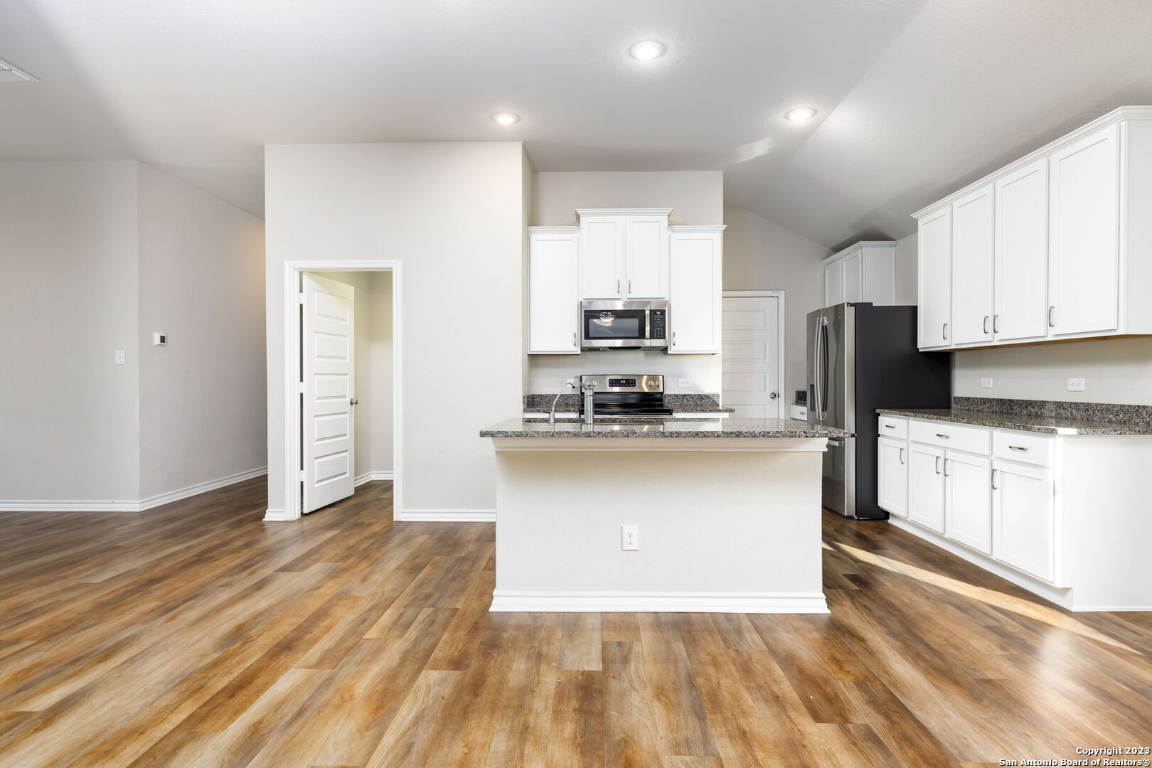8011 Champion Creek San Antonio TX 78252